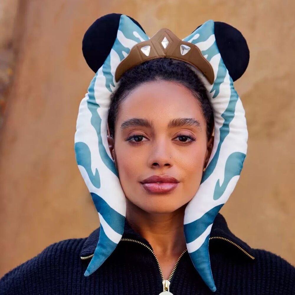 Ahsoka Tano Ear Headband Star Wars DISNEY NEW Ships Now & Everywhere - Picture 3 of 5